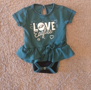 NFL Philadelphia Eagles Onesie Girls Size 0-3 Months